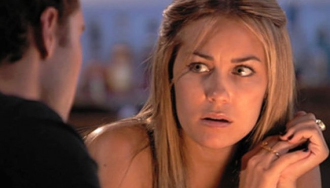 25 Thoughts Every Girl Has During a First Date